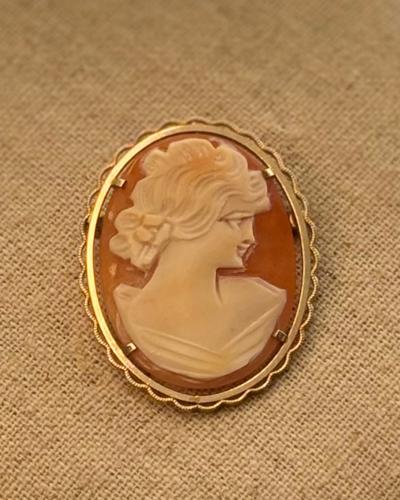 Antique Krementz Shell Cameo Brooch / Pendant