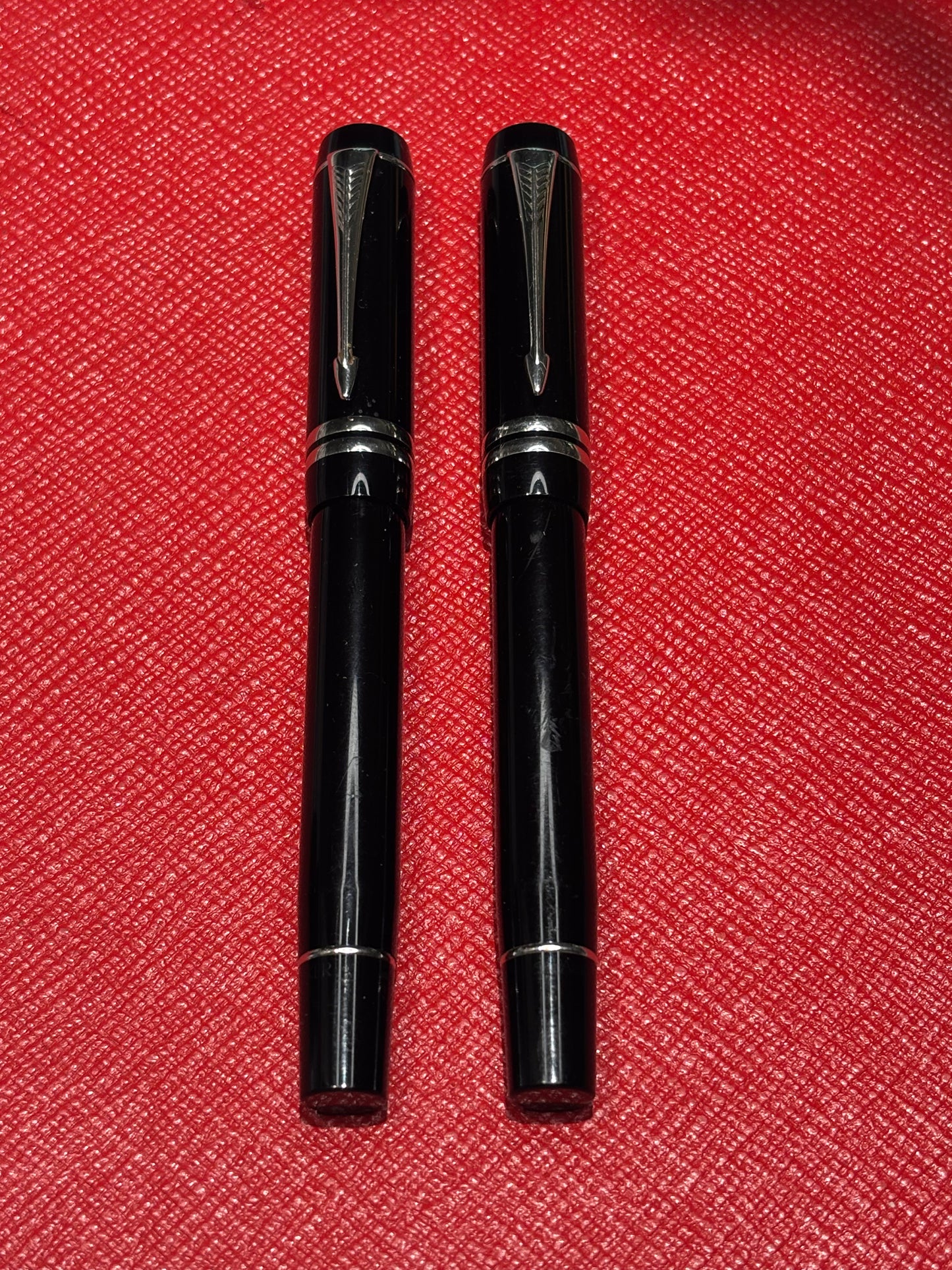 Parker Duofold Mk II International Black/Silver 2-Piece Writing Set — Fountain Pen & Rollerball, 18K Fine Nib, c. 1996–early 2000s
