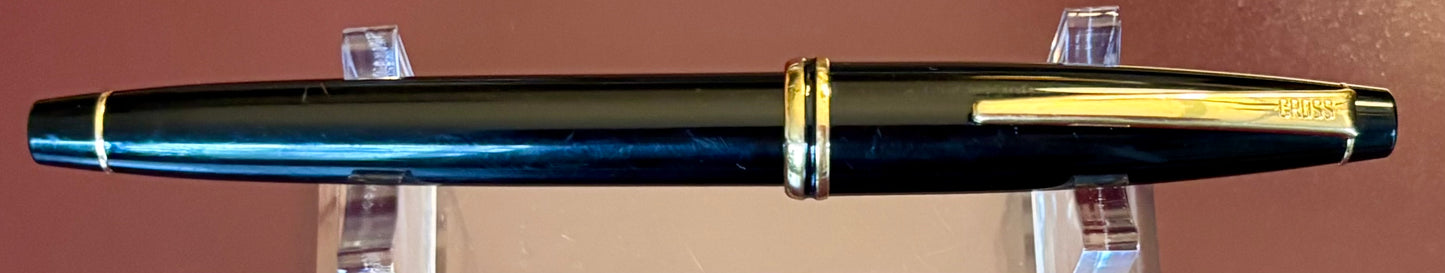 Vintage A.T. Cross Solo Classic Fountain Pen | Black Lacquer & Gold Tone | Fine Nib | 1990s