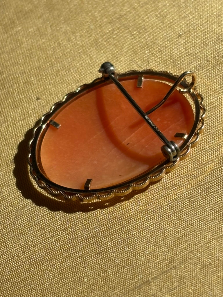 Antique Krementz Shell Cameo Brooch / Pendant