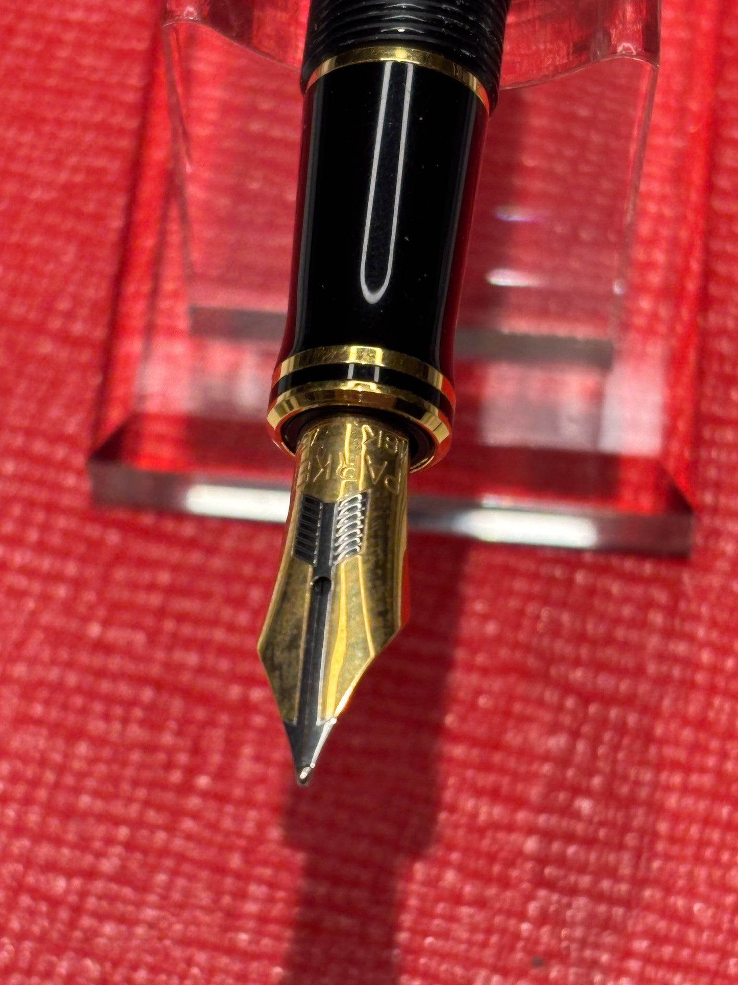 Parker Duofold Mk I International Fountain Pen — Black/Gold, 18K Fine Nib, c. 1990–1995