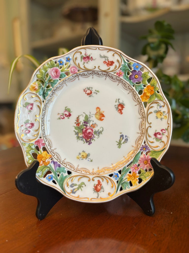 Union T Czechoslovakia Floral Porcelain Plates — Set of 6, 9” diameter