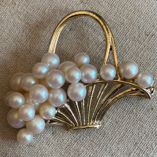 Vintage 1950s Faux Pearl Basket Brooch Gold Tone Mid Century Classic