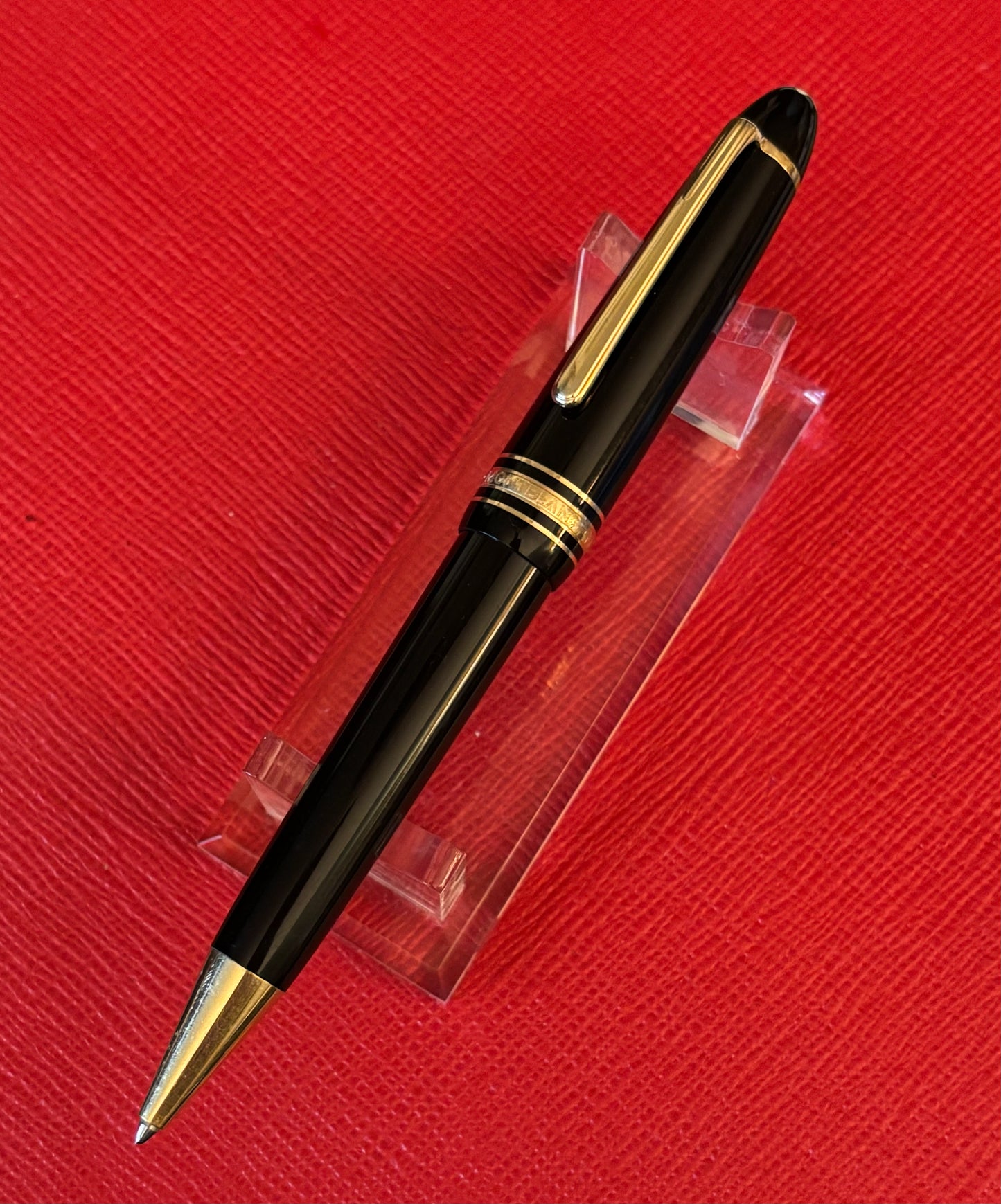 Montblanc Meisterstück No. 161 Classique Ballpoint Pen — Black Resin & Gold Trim