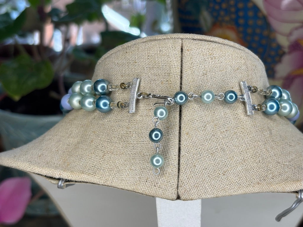 Vintage Japanese Double Strand Faux Pearl Necklace in Seafoam and Teal