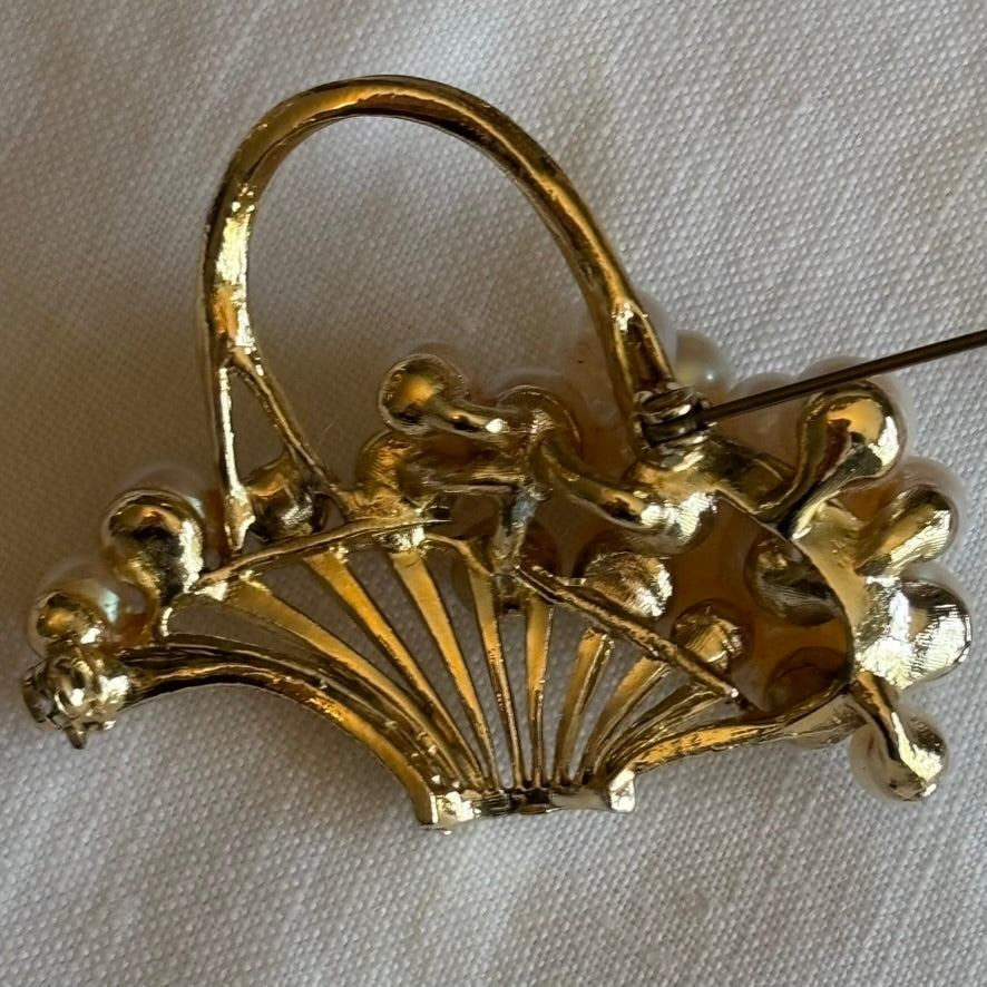 Vintage 1950s Faux Pearl Basket Brooch Gold Tone Mid Century Classic