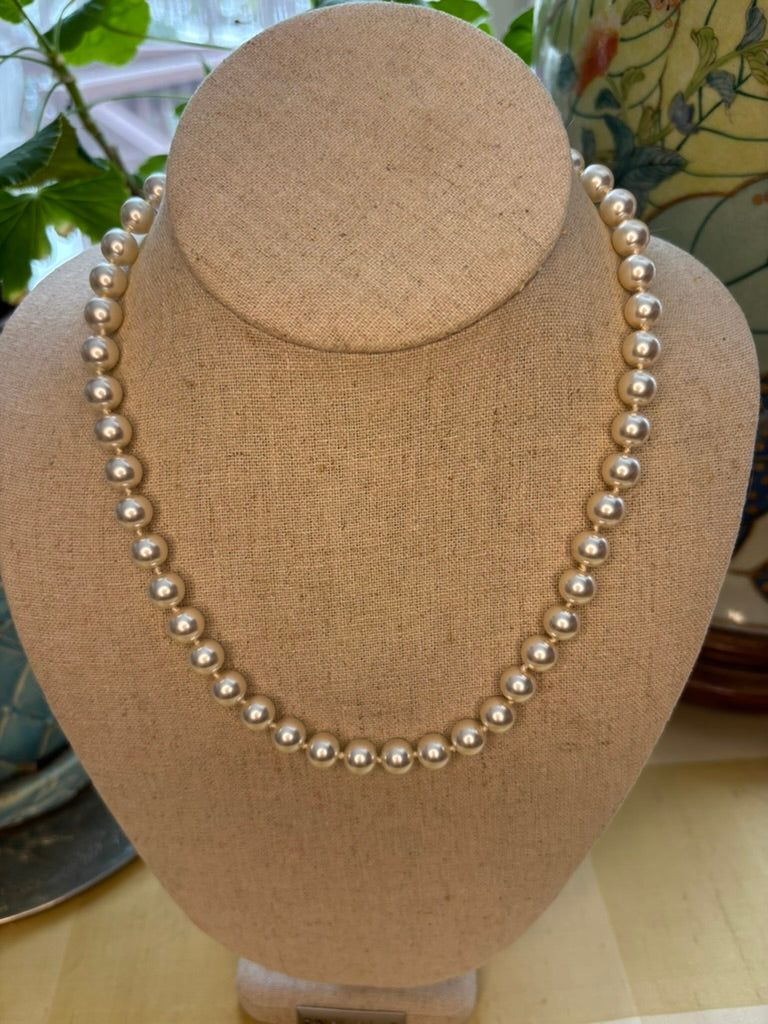 Vintage Faux Pearl Necklace 7mm Cream Pearl Strand Gold Clasp 18in Classic