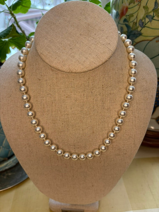 Vintage Faux Pearl Necklace 7mm Cream Pearl Strand Gold Clasp 18in Classic