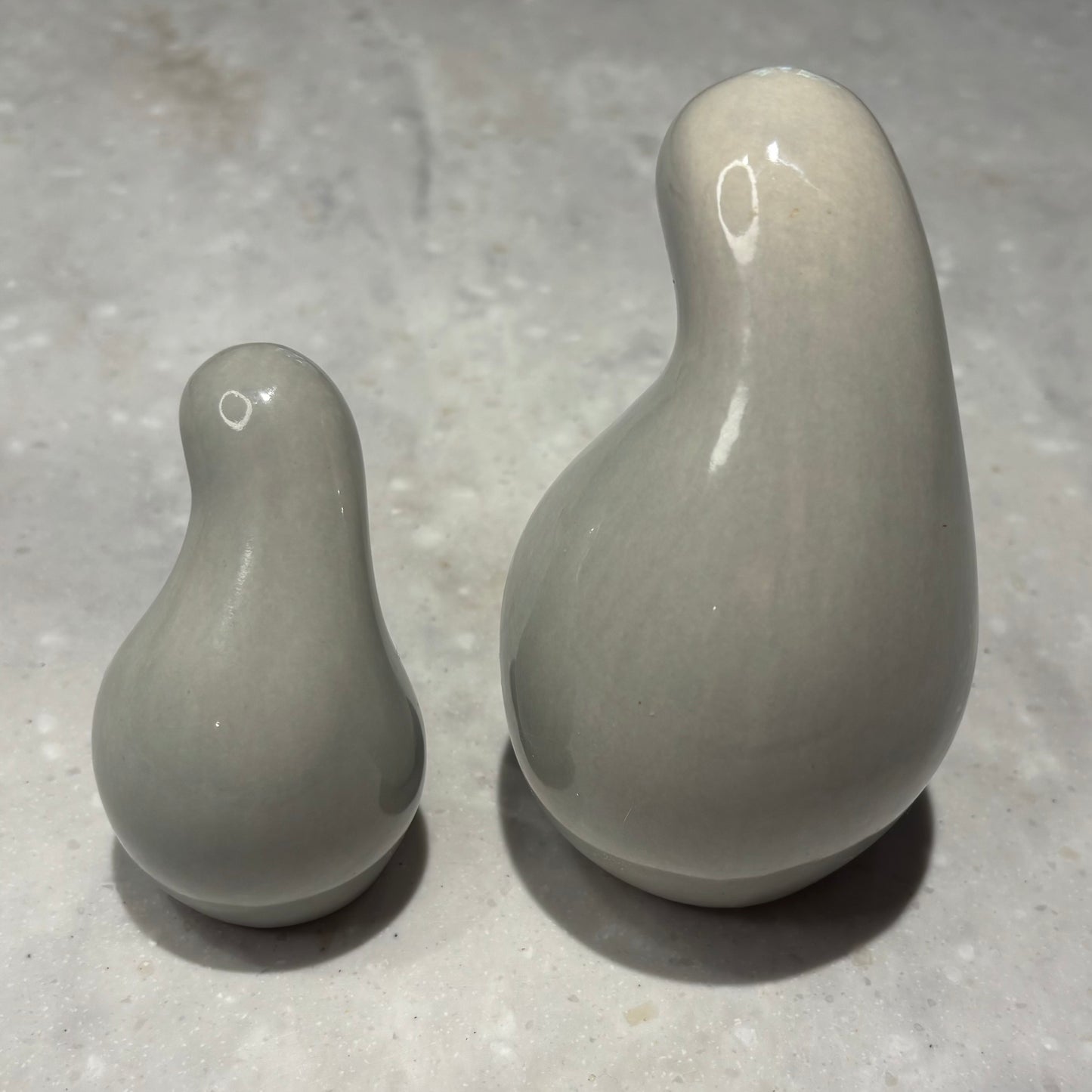 Eva Zeisel Red Wing Town & Country Shmoo Salt & Pepper Shakers Pair