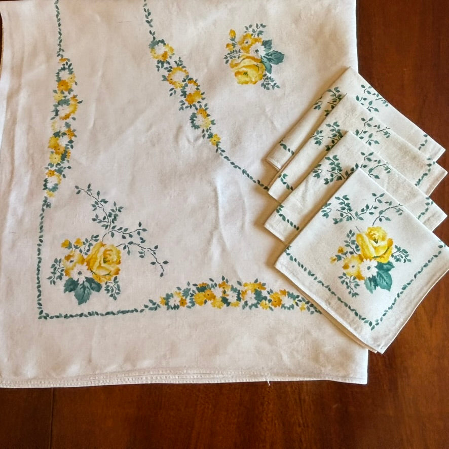 Vintage 1950s Yellow Rose Bridge Tablecloth Set | Mid-Century Floral Cloth with 4 Matching Napkins