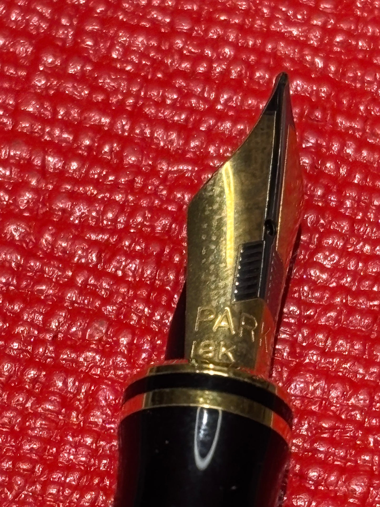 Parker Duofold Mk I International Fountain Pen — Black/Gold, 18K Fine Nib, c. 1990–1995