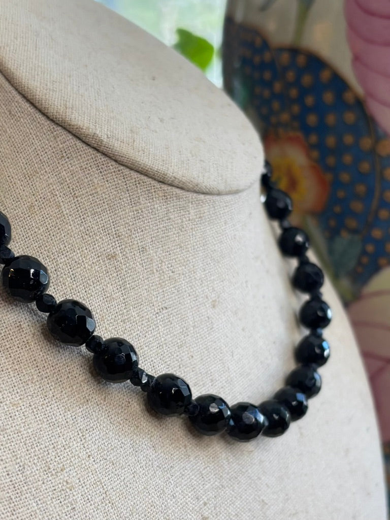 French Jet Alternating Faceted Glass Necklace | 1930s–1940s