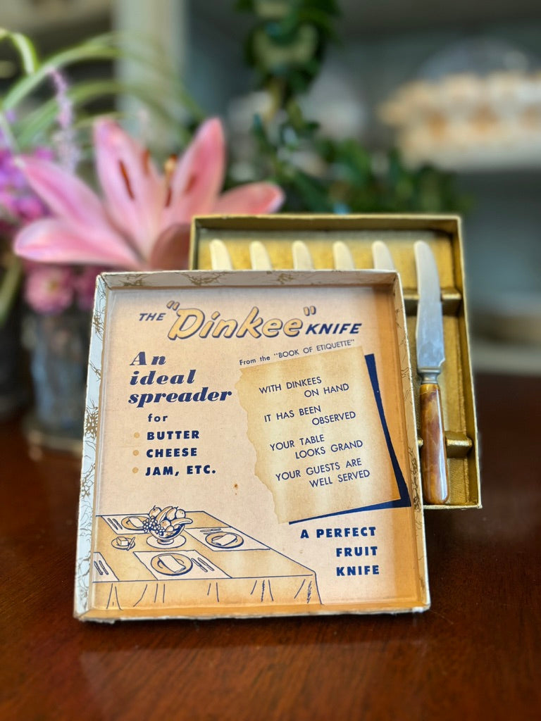 Vintage “Dinkee” Knife Set in Original Box | Mid-Century Butter & Fruit Spreaders | Marbled Bakelite Handles (Set of 6)