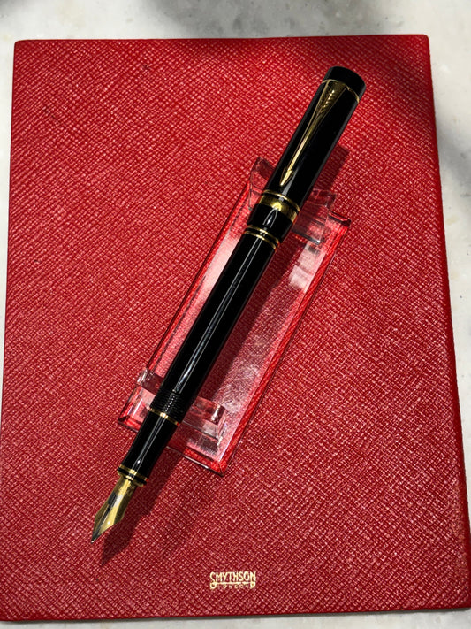 Parker Duofold Mk I International Fountain Pen — Black/Gold, 18K Fine Nib, c. 1990–1995