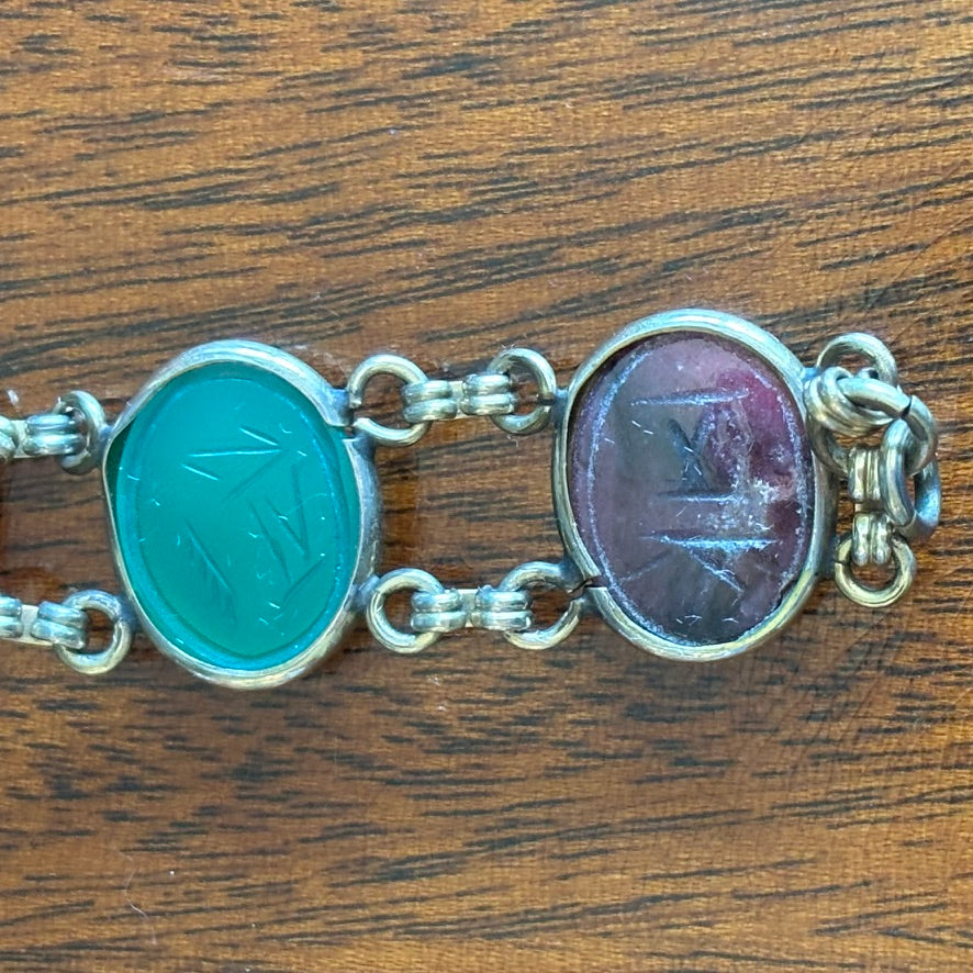 Vintage Egyptian Revival Scarab Bracelet Mixed Stone Cabochons Gold Tone 7”