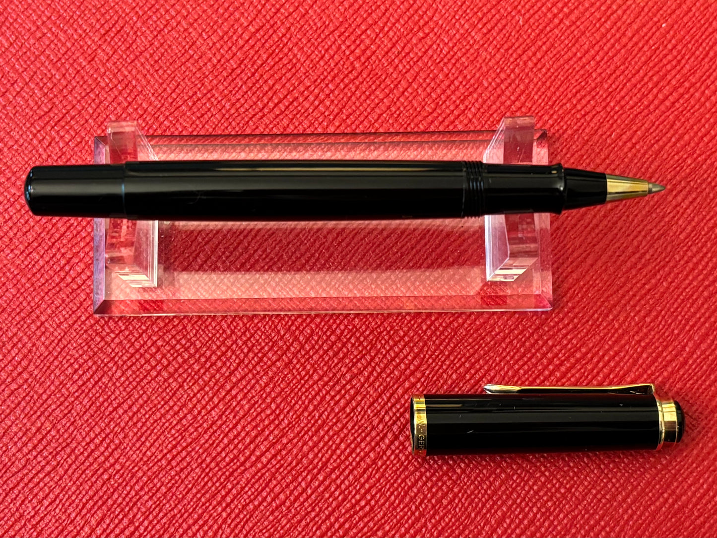 Vintage Pelikan R200 Old Style Rollerball Pen | W. Germany | Black & Gold Trim
