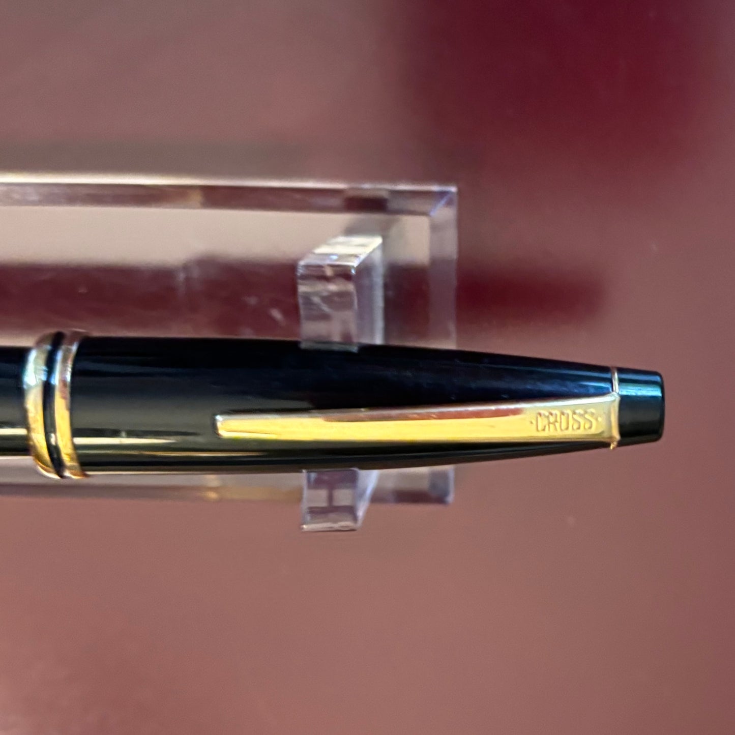 Vintage A.T. Cross Solo Classic Fountain Pen | Black Lacquer & Gold Tone | Fine Nib | 1990s