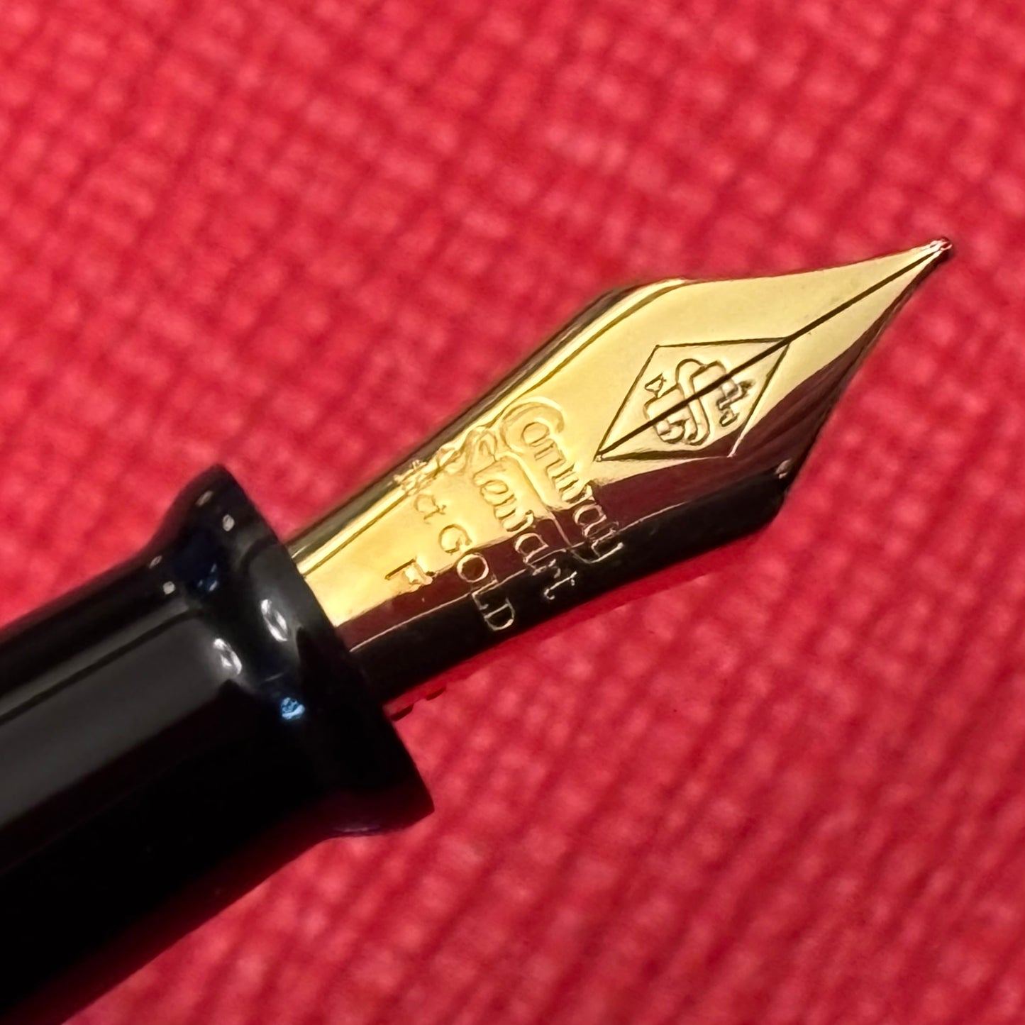 Vintage Conway Stewart 58/010 Fountain Pen | 14k Gold Fine Nib | Made in England