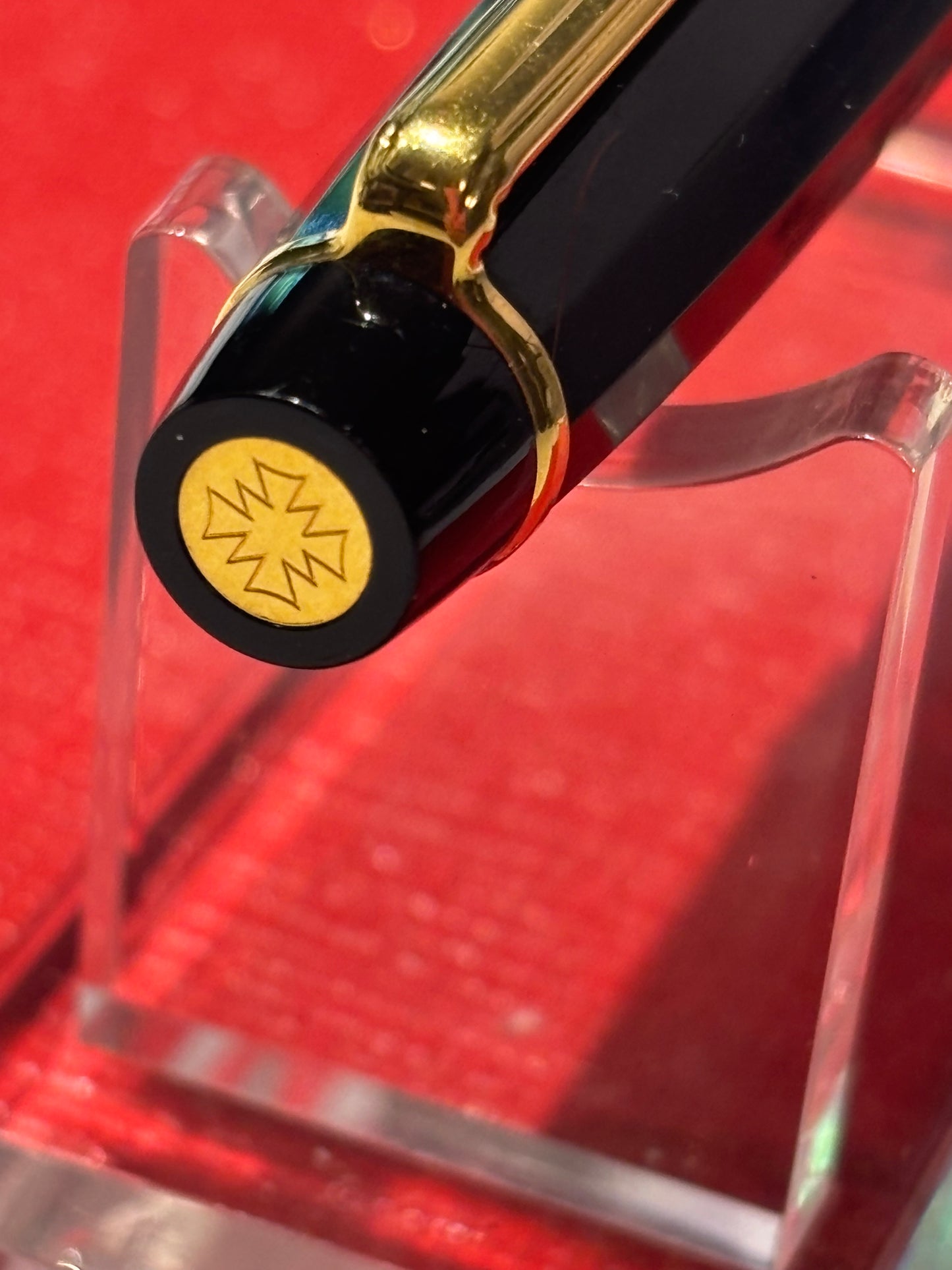 Montblanc Diplomat Fountain Pen Black Resin Gold Trim Medium Nib Serviced w/ Converter & Ink