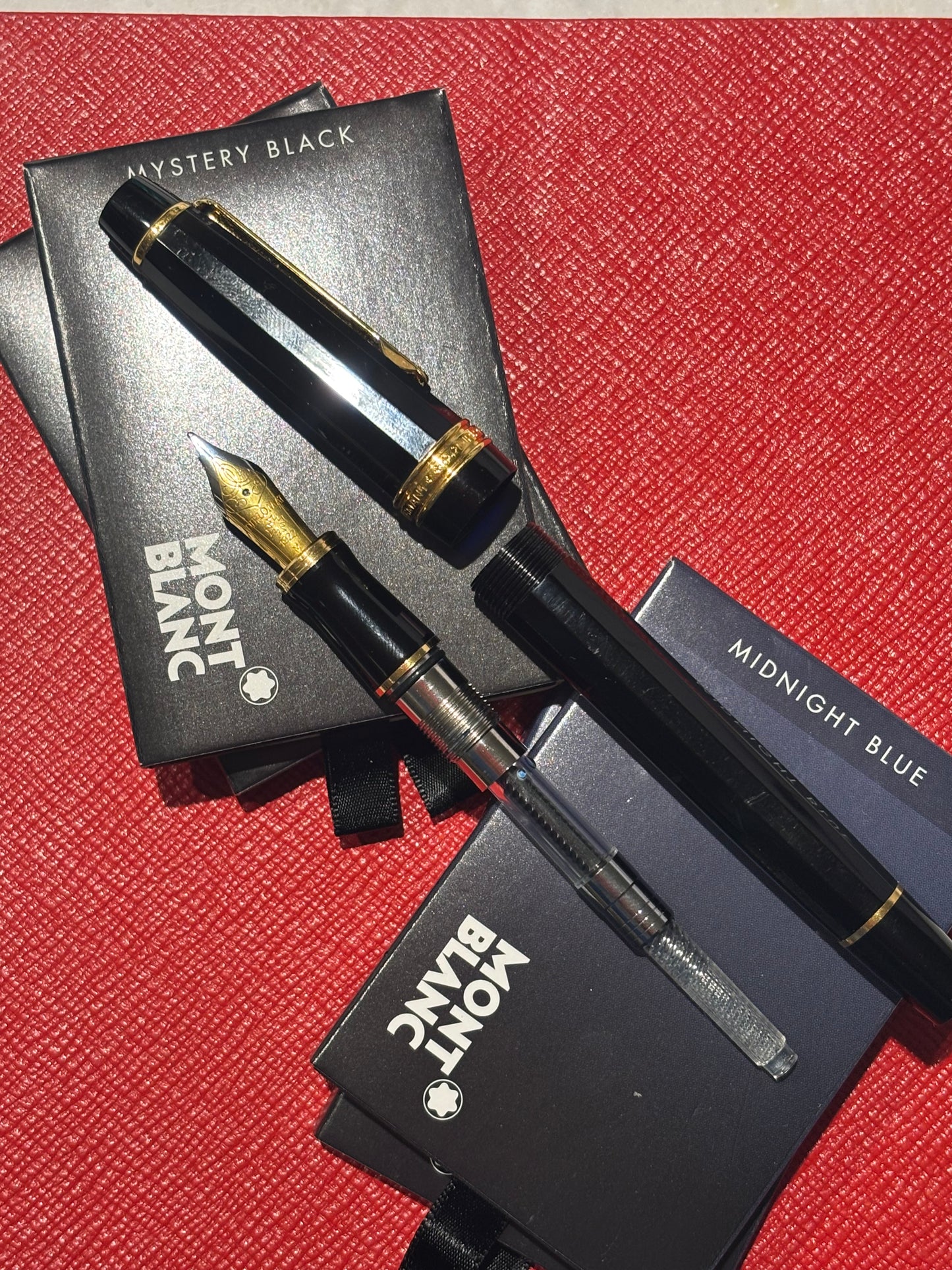 Montblanc Diplomat Fountain Pen Black Resin Gold Trim Medium Nib Serviced w/ Converter & Ink