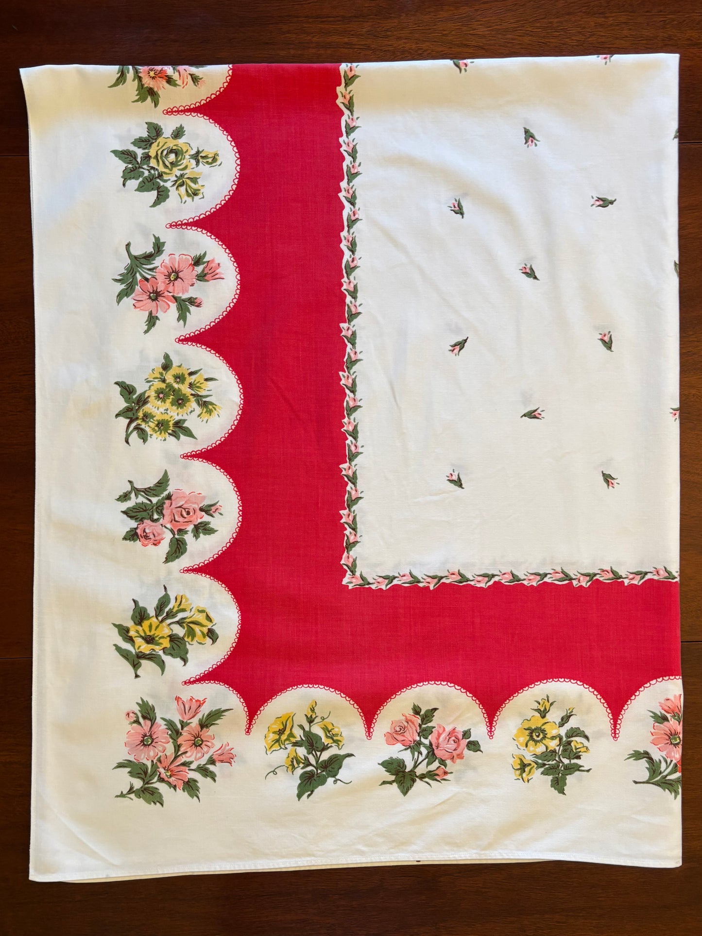 Vintage Floral Tablecloth | Red Scalloped Border with Cottage Garden Bouquets | Mid-Century Printed Linen | 50 x 61