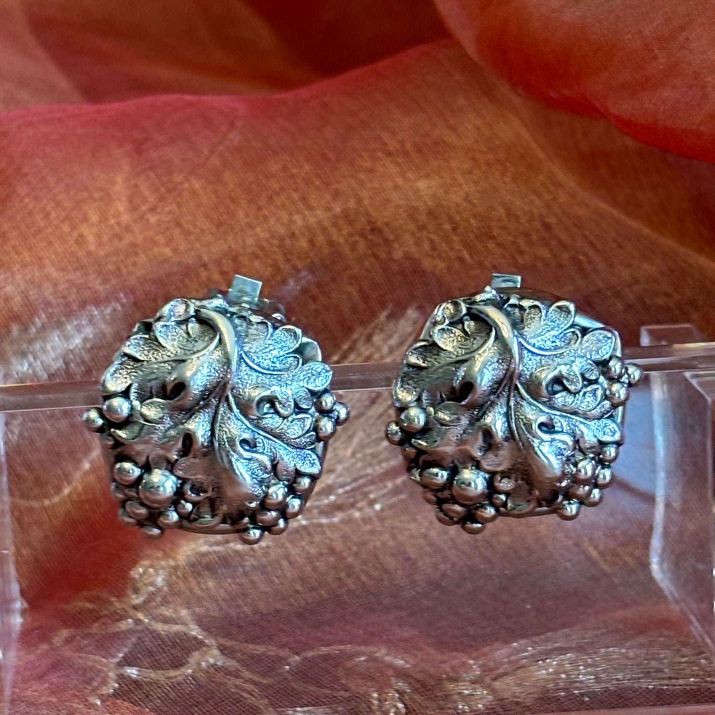 Vintage Silver Tone Grape Cluster Clip Earrings | Sculptural Vine Motif | Mid-Century Statement