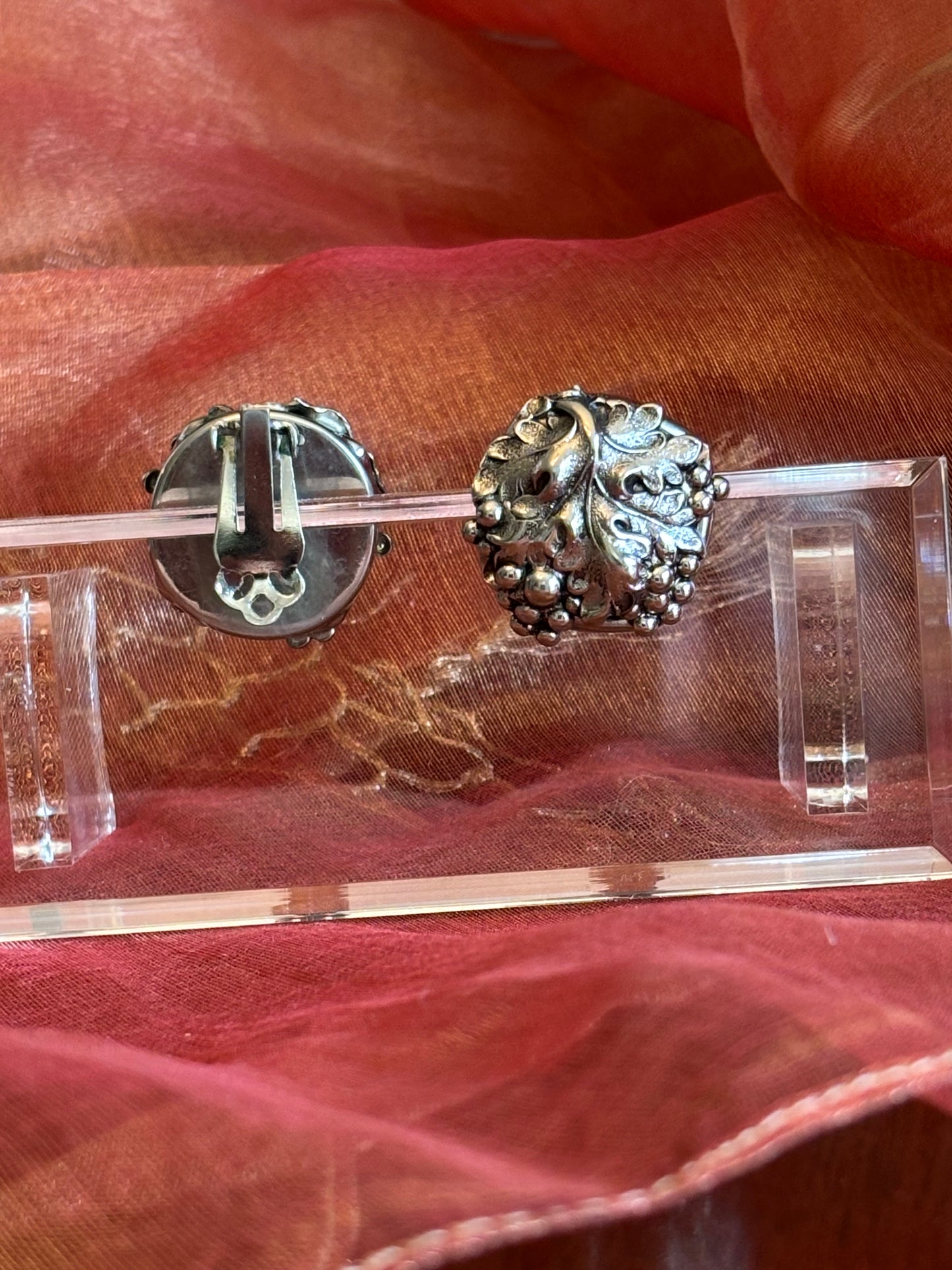 Vintage Silver Tone Grape Cluster Clip Earrings | Sculptural Vine Motif | Mid-Century Statement