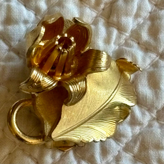 Vintage Mid-Century Gold-Tone Floral Clip Earrings | Sculptural Botanical Design