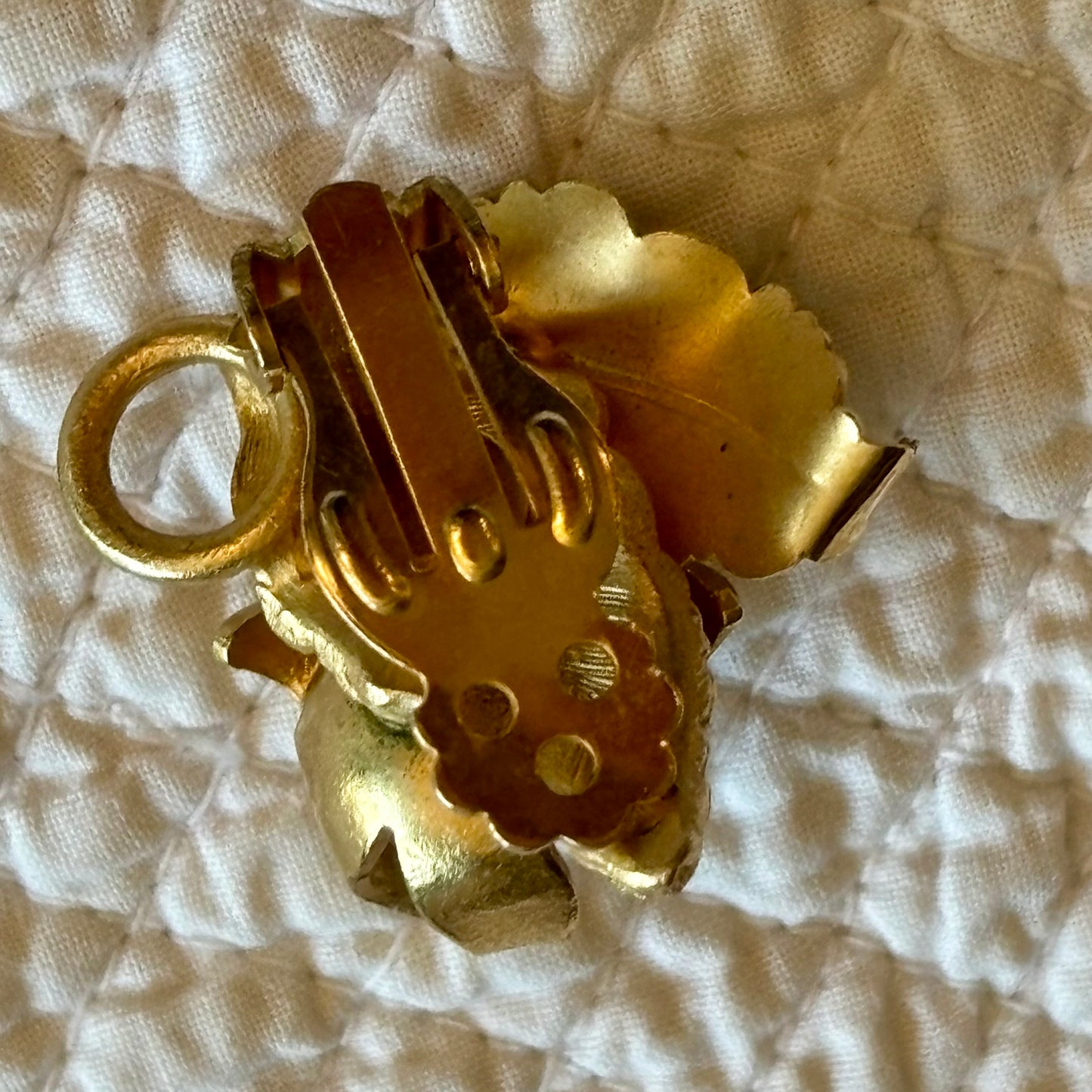 Vintage Mid-Century Gold-Tone Floral Clip Earrings | Sculptural Botanical Design